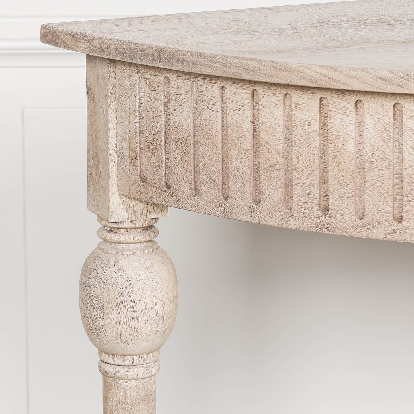 Curved Console Table – Solid Acacia Wood