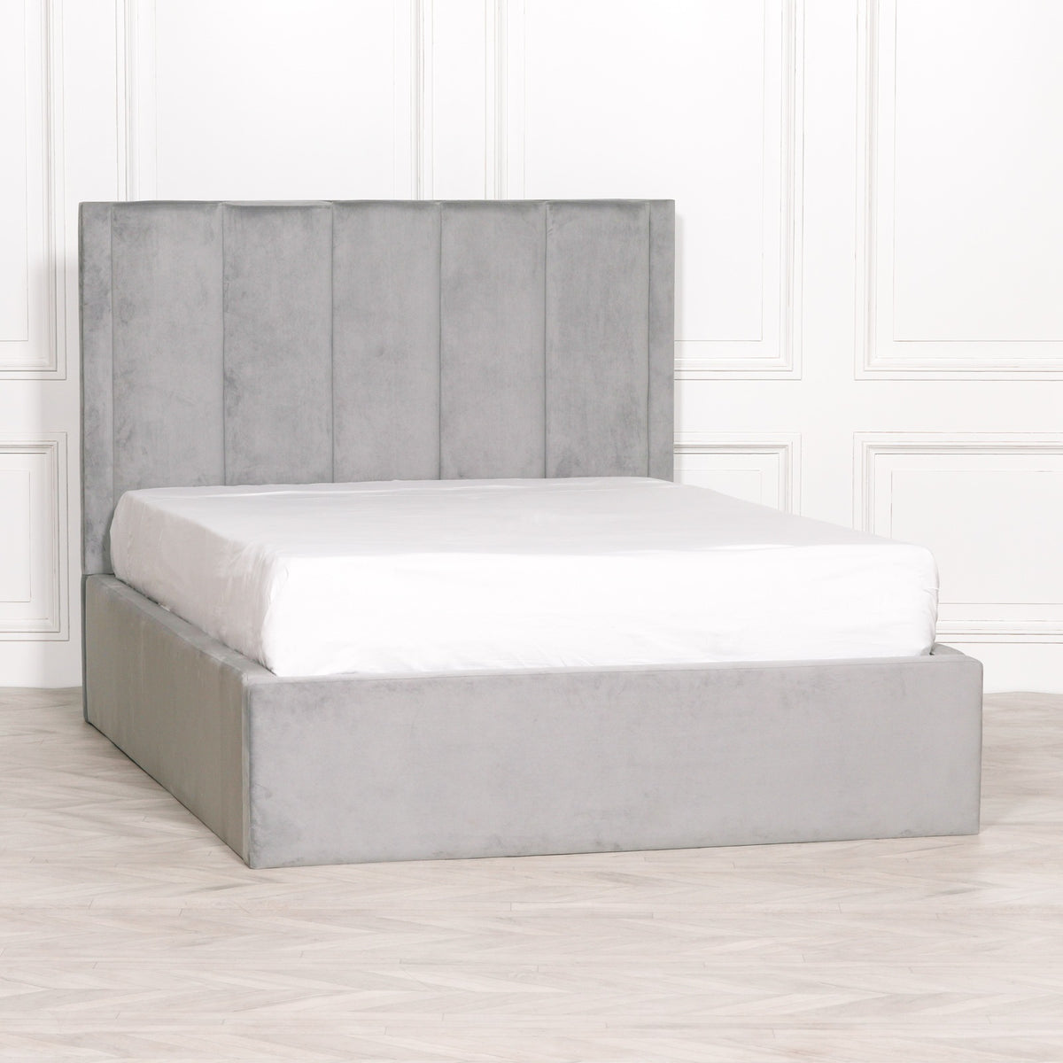 Henley Velvet King Size Bed – Soft Grey