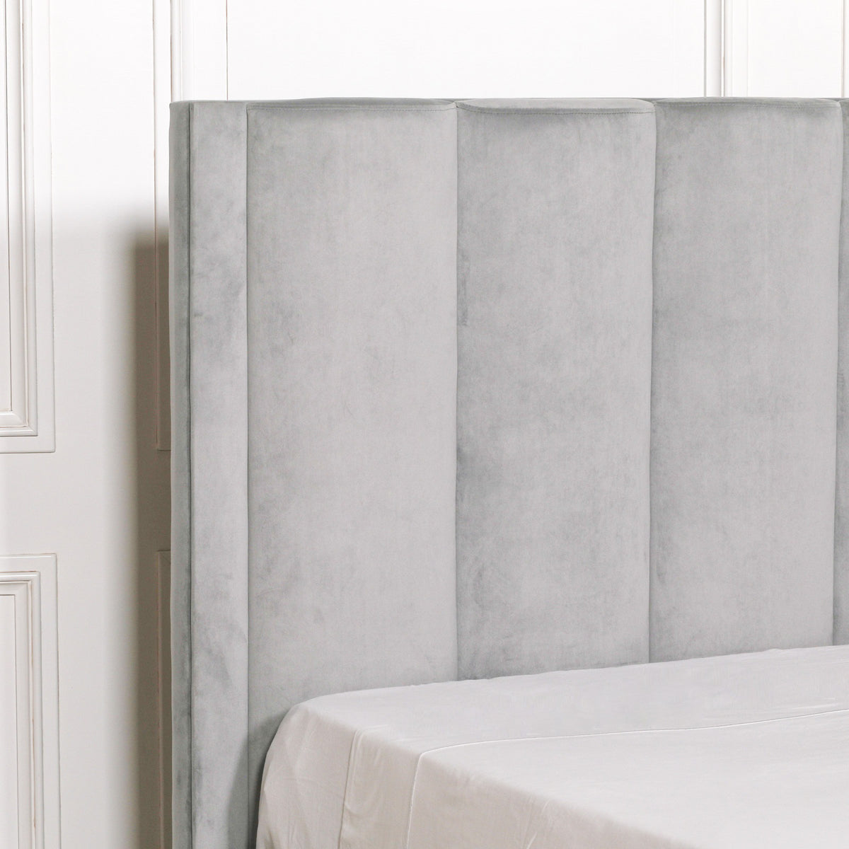 Henley Velvet King Size Bed – Soft Grey