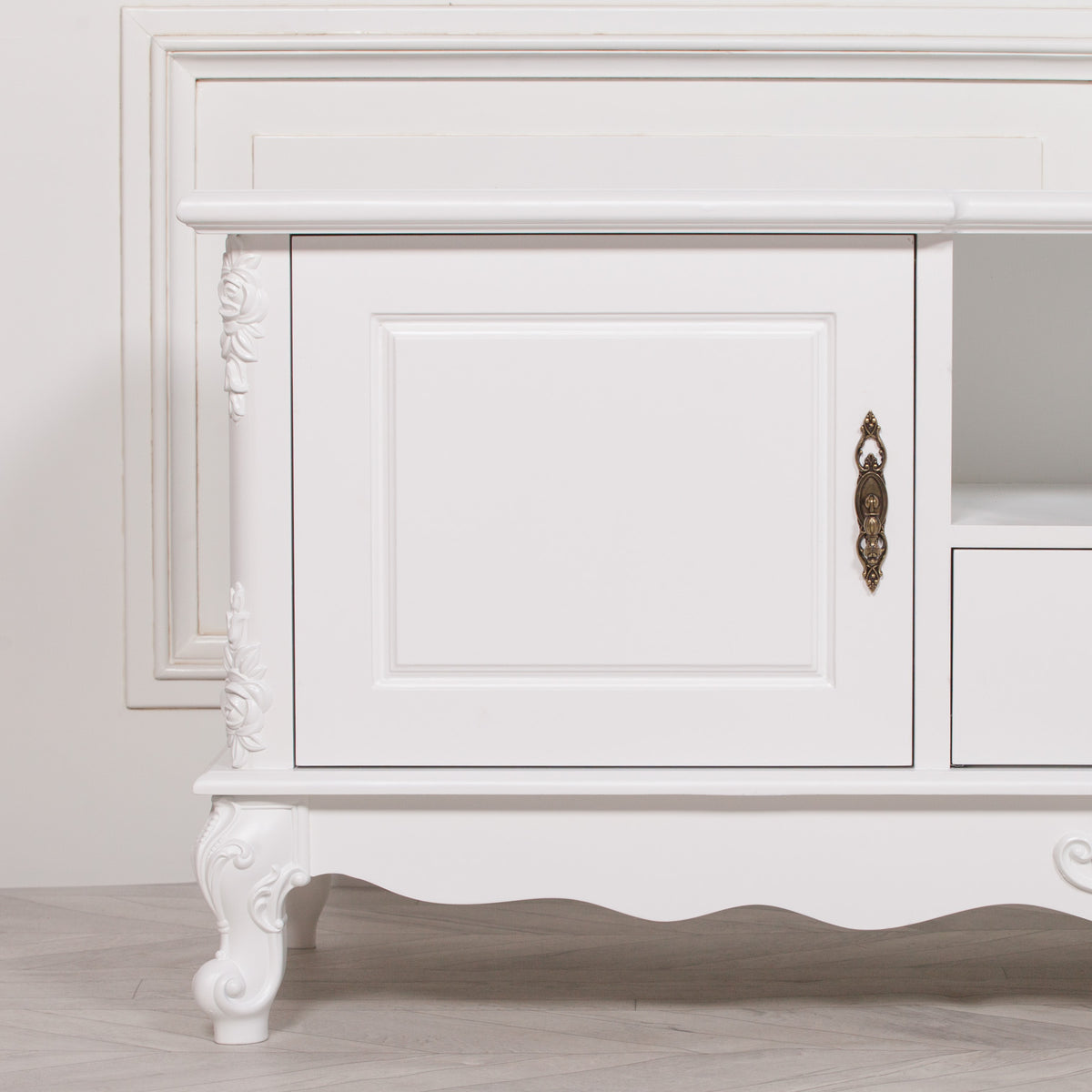 Amélie Carved TV Cabinet – White