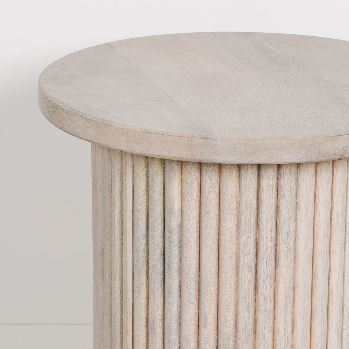 Blanche Ribbed Mango Wood Round Side Table