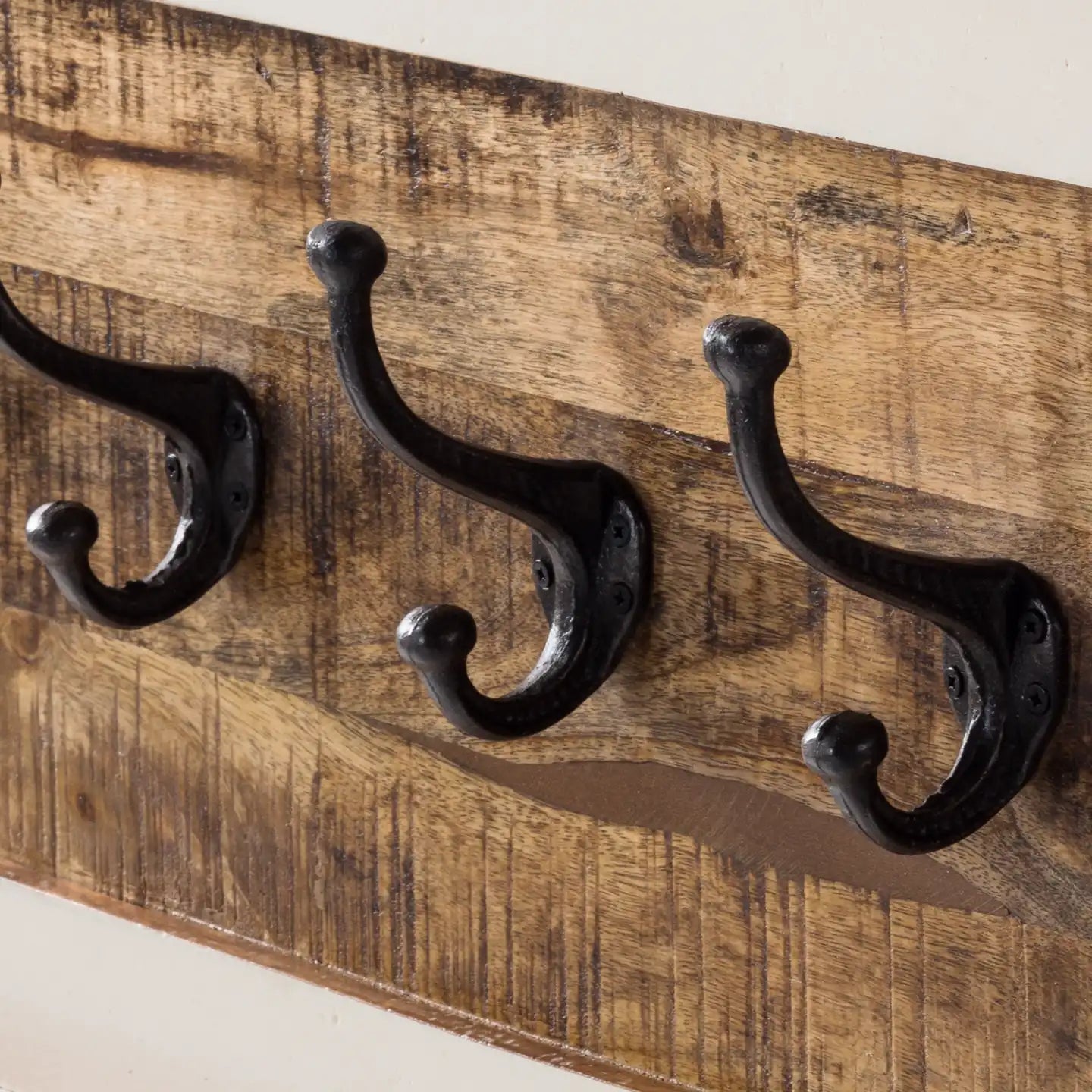 Aangan Wall Coat Hook – Solid Mango Wood