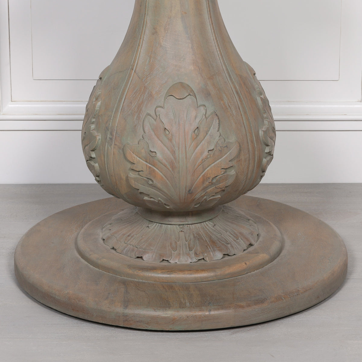 Fairford Round Acorn Dining Table 150cm – Dark Rustic Wash
