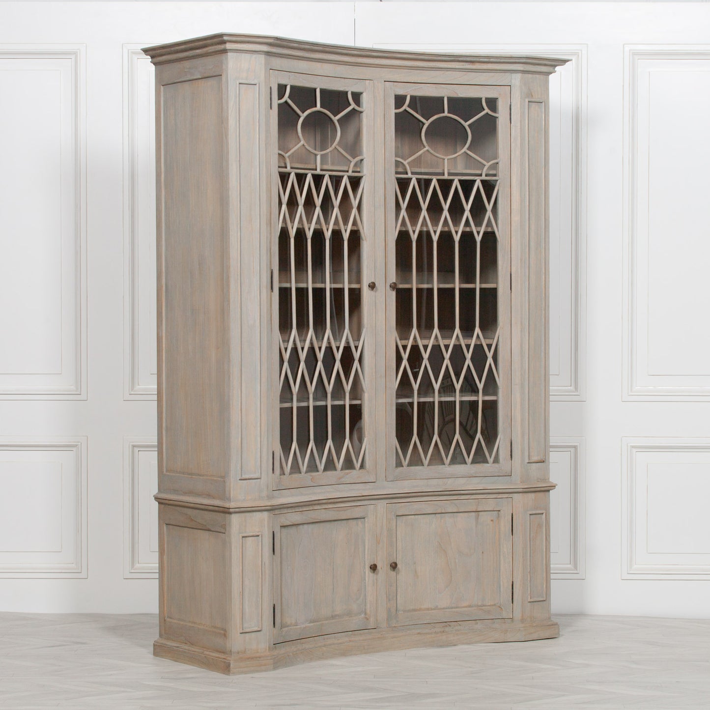 Beaumont Concave Display Cabinet – White Cedar
