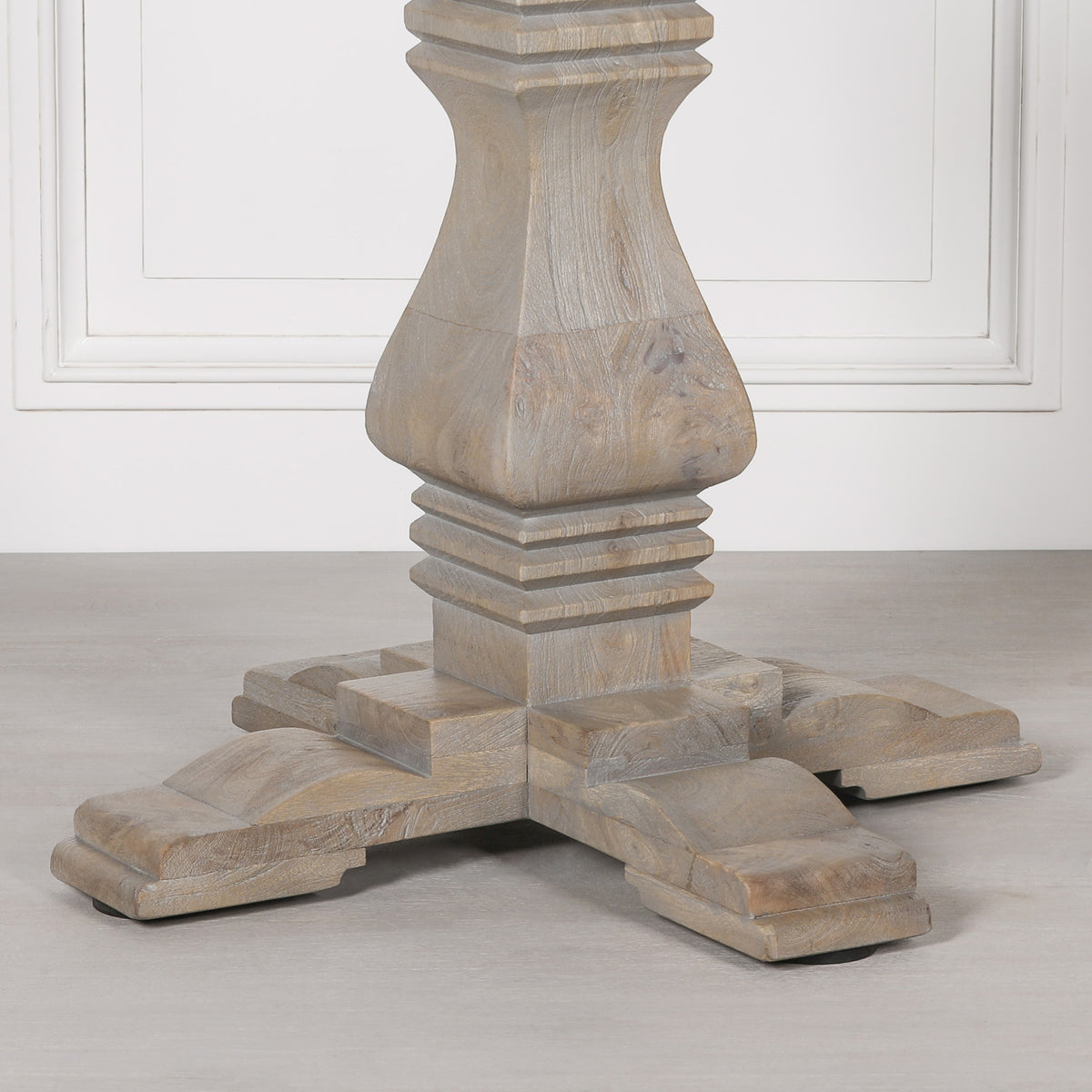 Westbrook Round Pedestal Dining Table 151.5cm – Rustic Wood