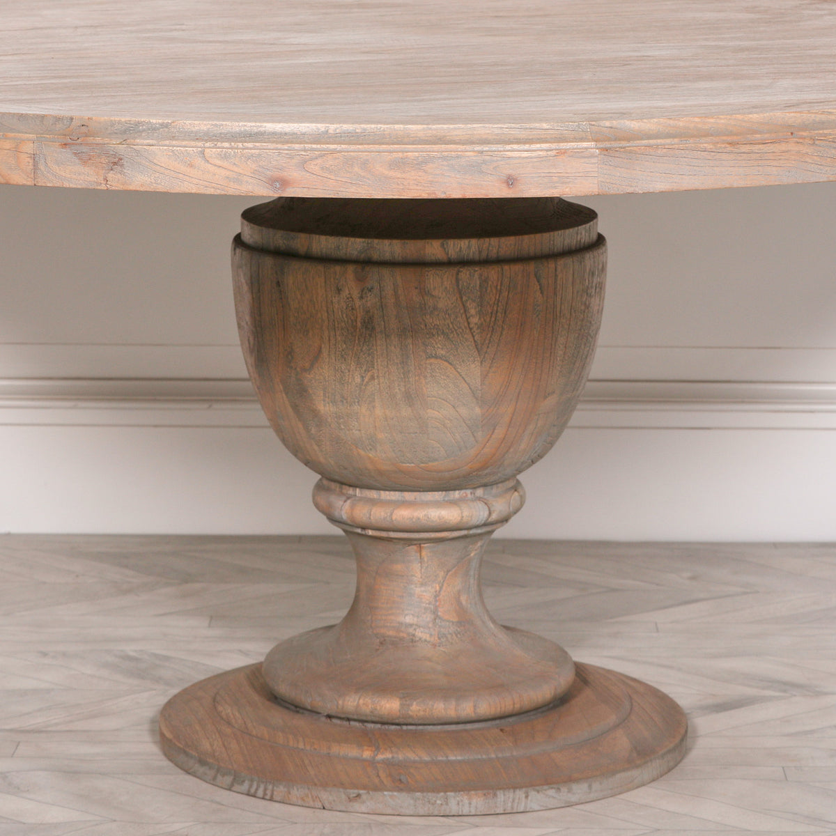 Hatherleigh Round Dining Table 162cm – Rustic Mango Wood